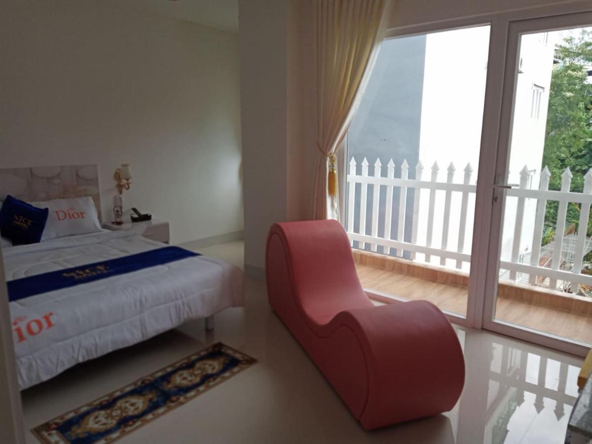 Nice Hotel Buon Ma Thuot Exterior foto